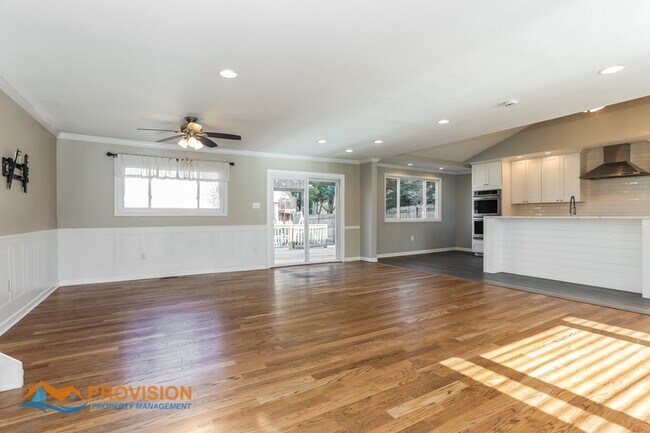 Building Photo - 3025 Rock Dr