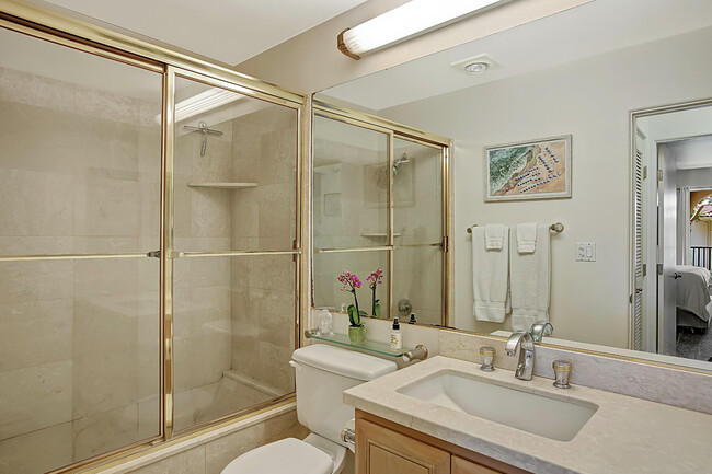 Building Photo - 146 Por La Mar Cir