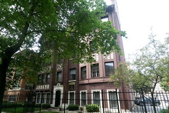 Building Photo - 5516 N Kenmore Ave