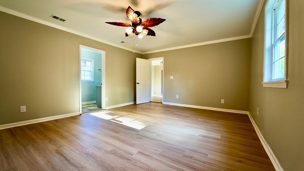 Building Photo - 311 S 2nd St