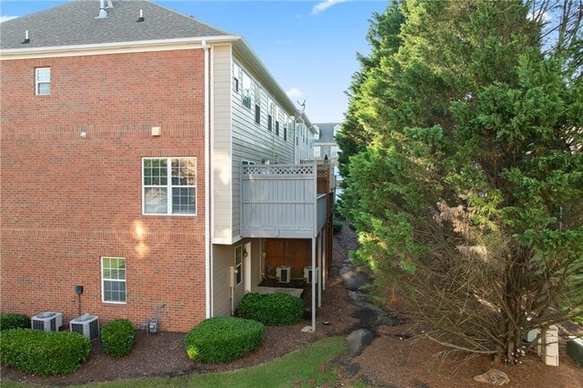 Building Photo - 6088 Kearny Ln