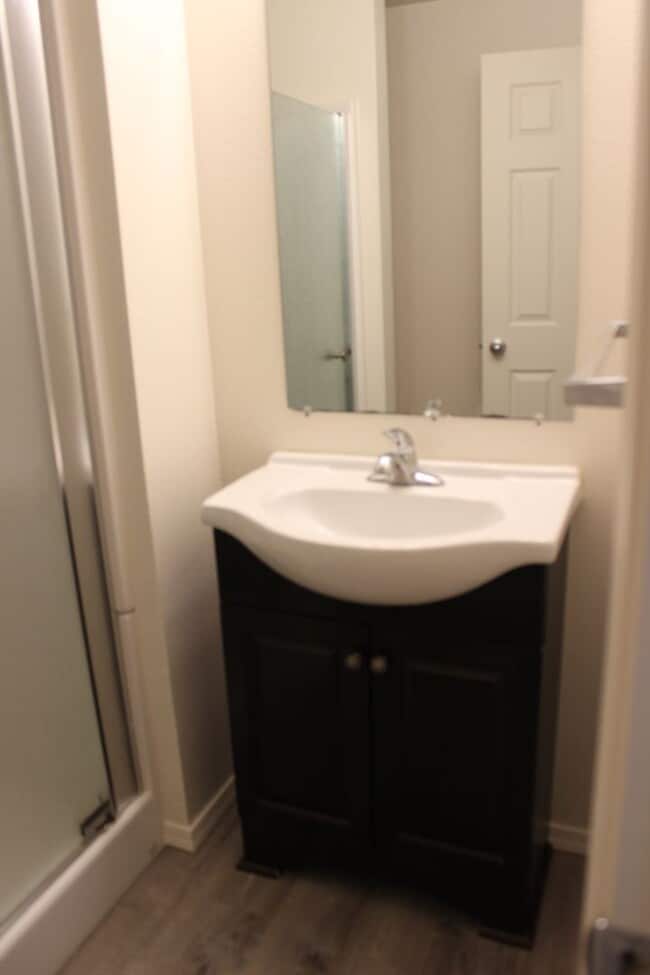 Building Photo - 4 bedroom, 2 bath home near Intel in Hillsboro