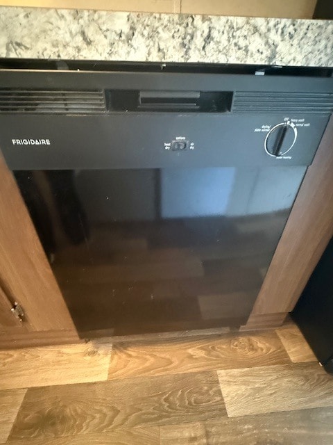 Building Photo - 4643 Township Rd 222