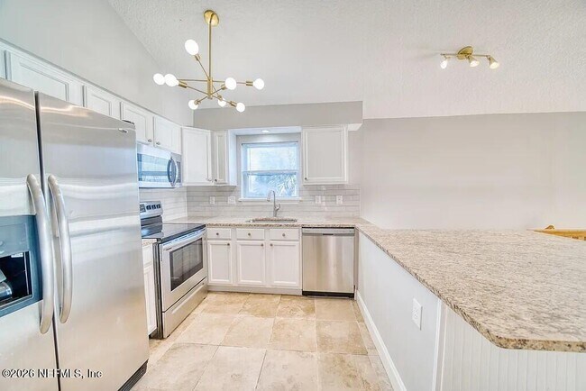 Building Photo - 259 Riberia St