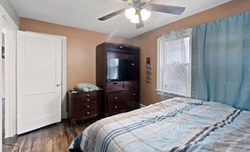 Building Photo - 1433 Picadilly St