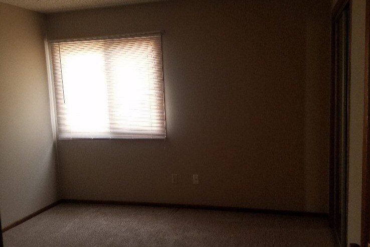 Building Photo - 4800 W 13th St N