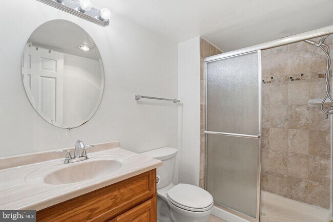 Building Photo - 7651 Tremayne Pl