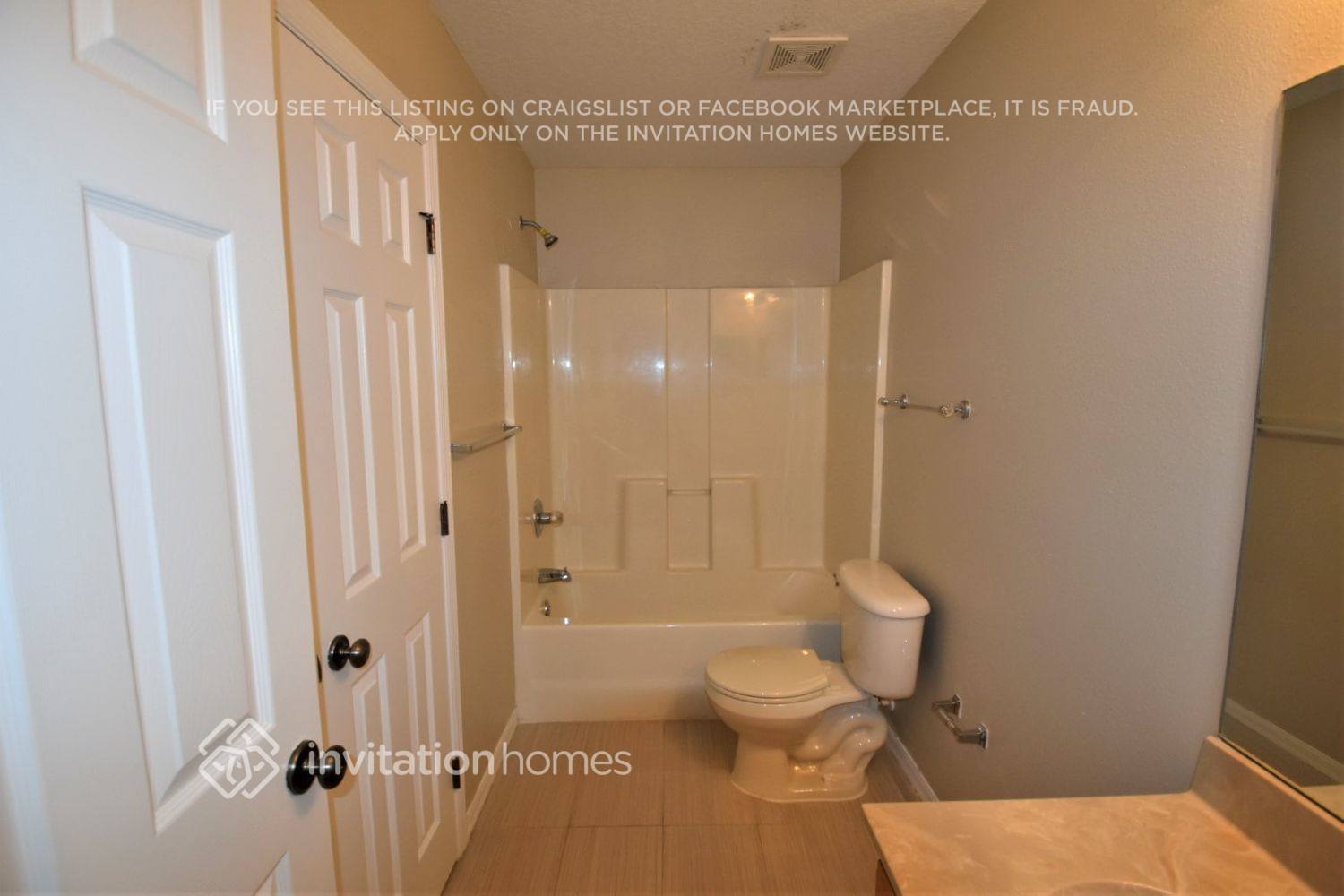 Building Photo - 6954 Lake Eaglebrooke Dr