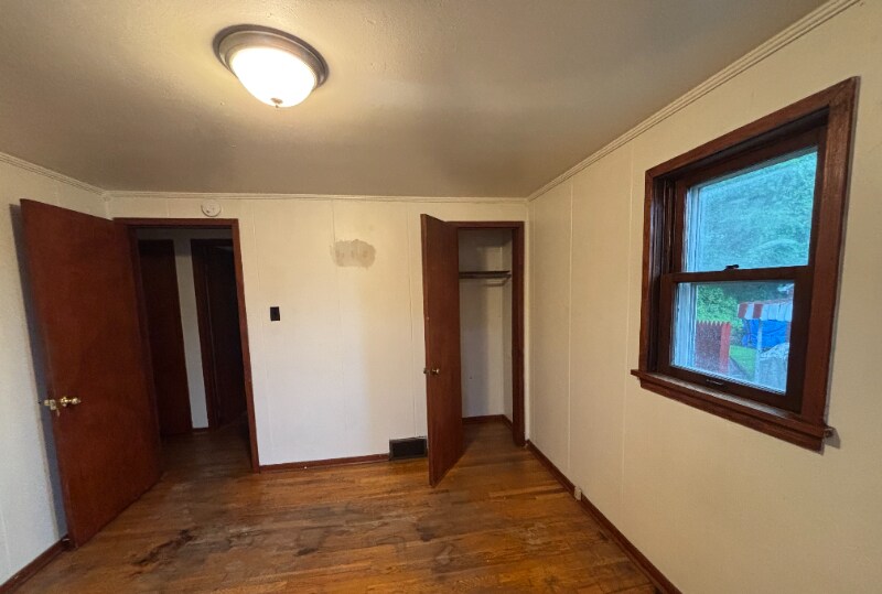 Building Photo - 259 Mary Ellen Dr