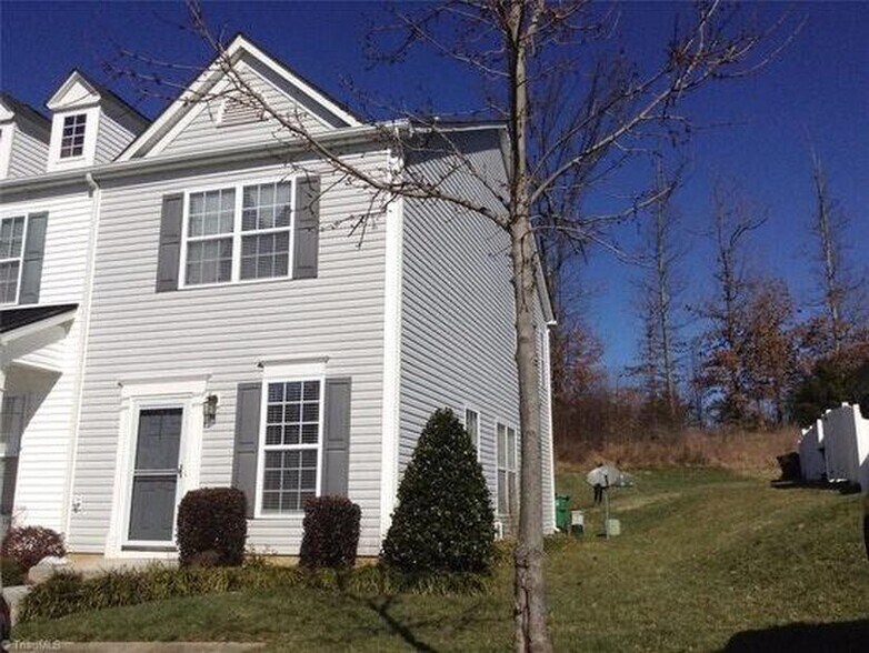 Brighter homes, better living! - 4011 Tarrant Trace Cir