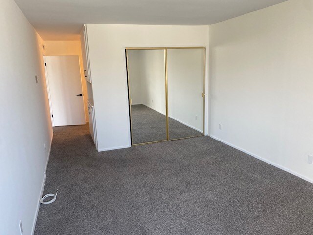 Building Photo - 8701 Delgany Ave
