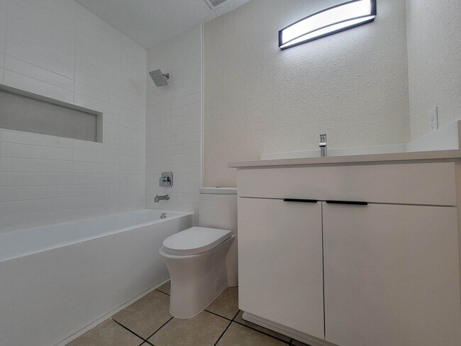Building Photo - 8706 Schick Rd