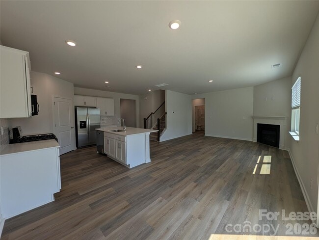 Building Photo - 3433 Austin Duncan Dr