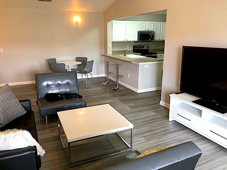 Building Photo - 200 Talus Way