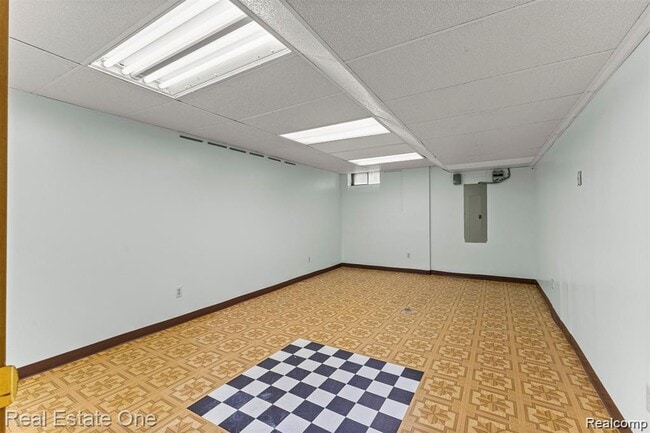 Building Photo - 18990 Beck Rd