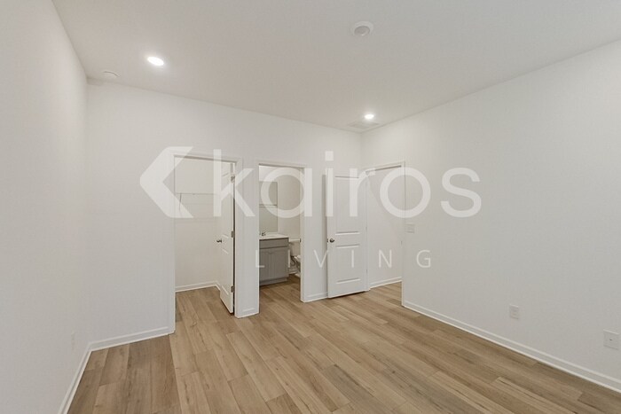 Building Photo - 115 Silver Maple Ln