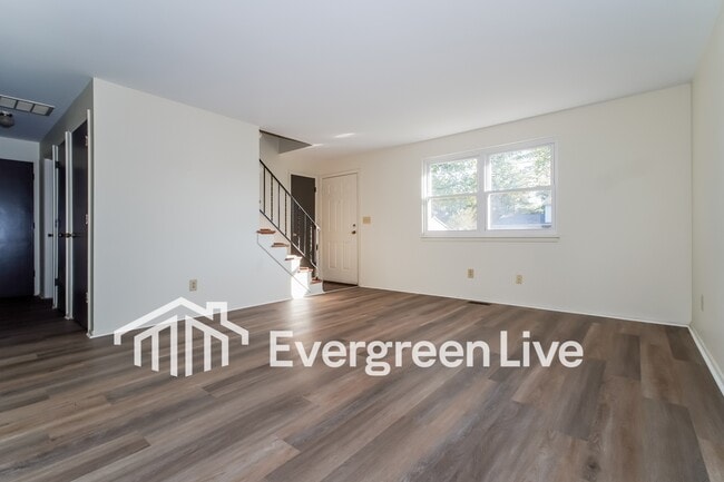 Building Photo - 6319 Taylorsville Rd