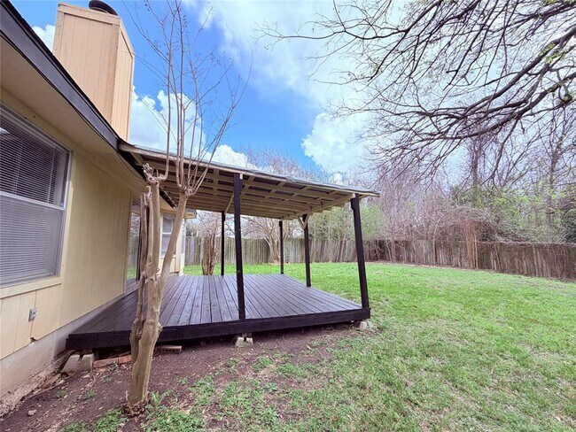 Building Photo - 16924 Cactus Blossom Dr