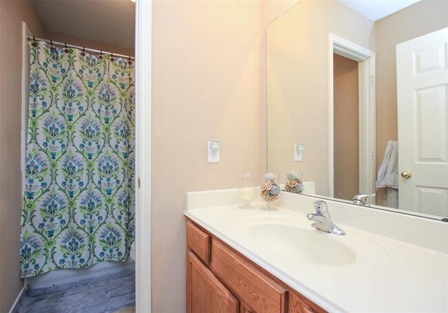 Building Photo - 26706 Bellwood Pines Dr