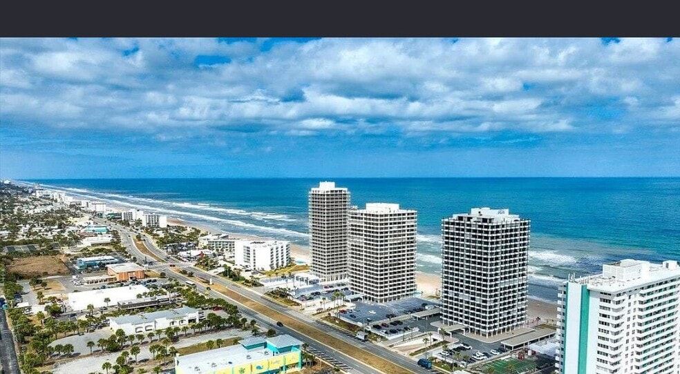 Building Photo - 2828 N Atlantic Ave