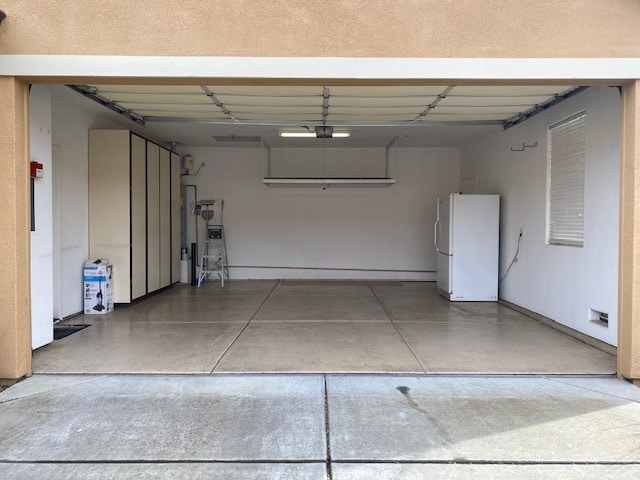 Two car Garage - 1000 Orleans Ct