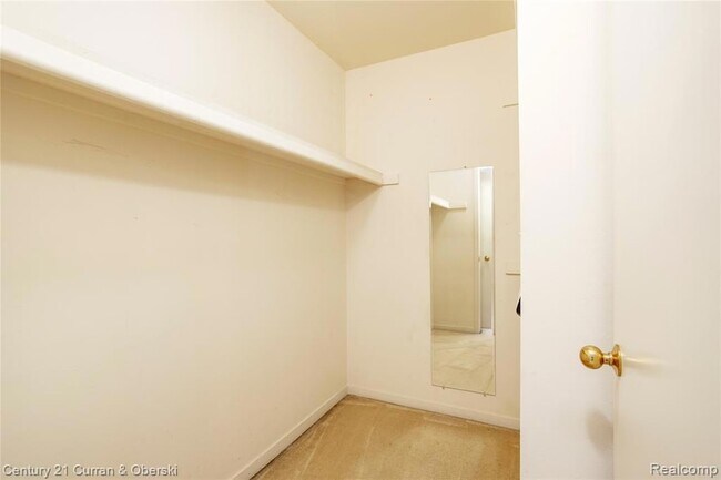 Building Photo - 9429 Westwind Dr