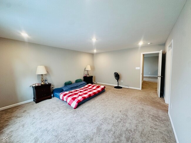 Building Photo - 1620 Creek Bed Ln