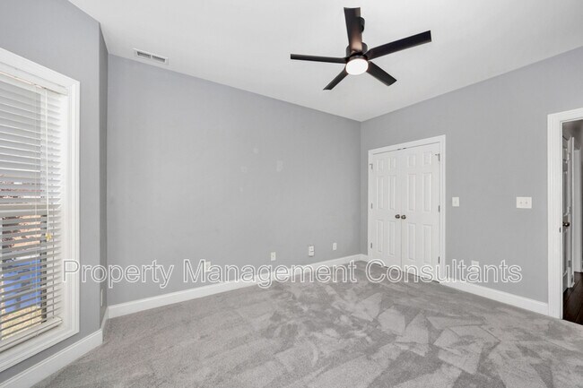 Building Photo - 108 Blackwood Dr NW
