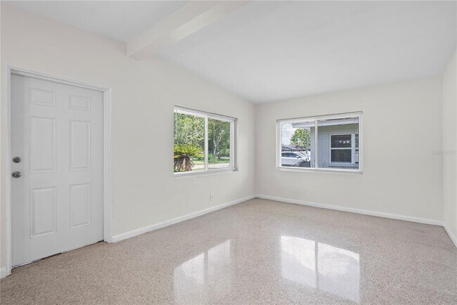 Building Photo - 5212 N Indiana Ave