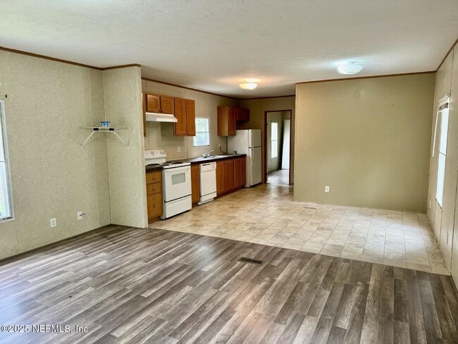 Building Photo - 108 Willow Trail