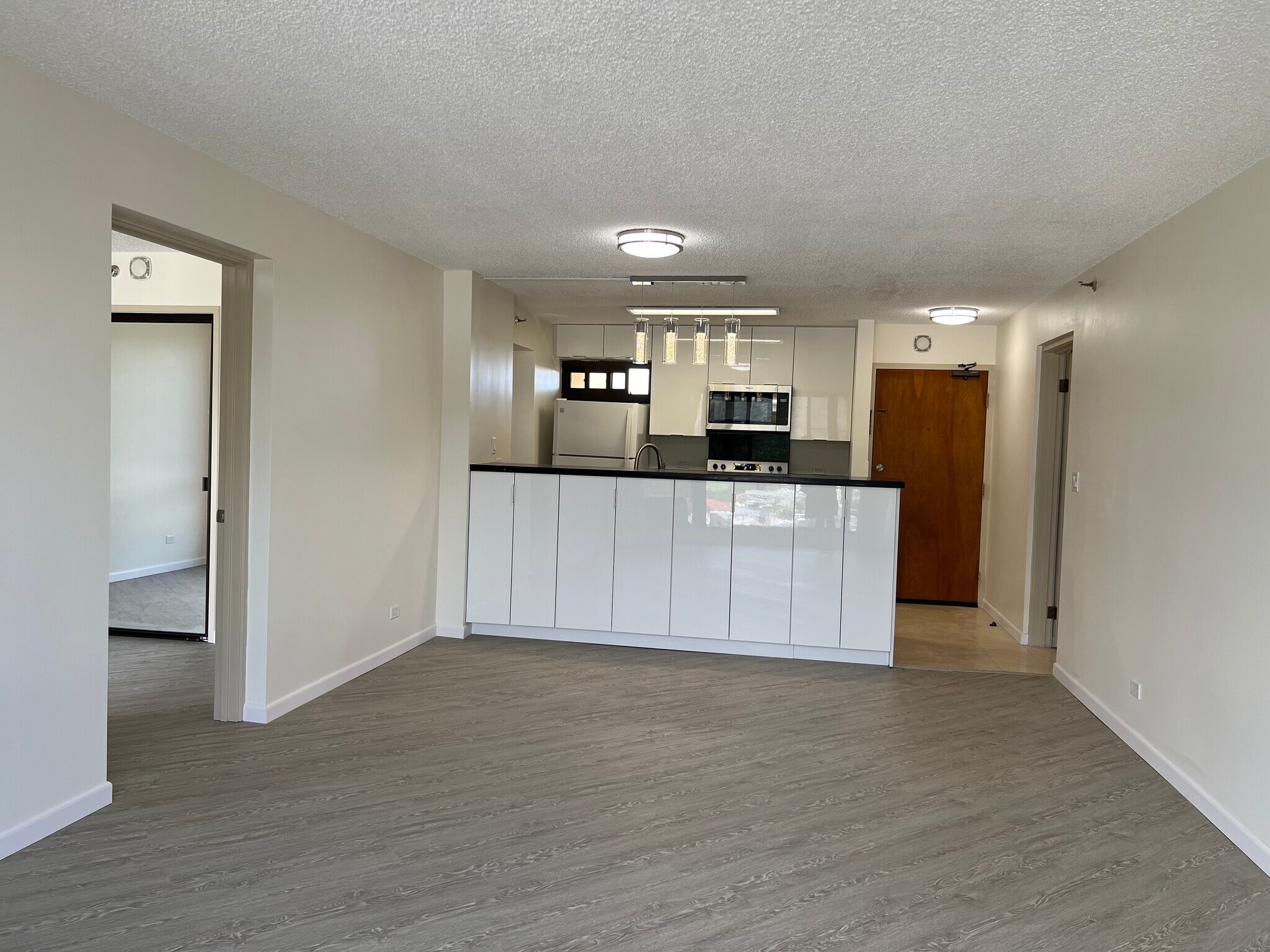Building Photo - 5070 Likini St