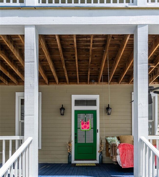 Building Photo - 48 Bright Spot St