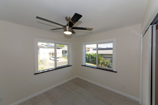 Building Photo - 1068 Kinau St