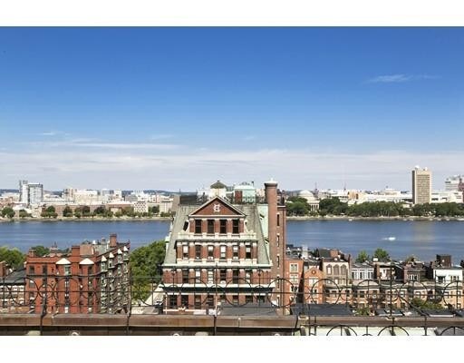 Building Photo - 416 Marlborough St