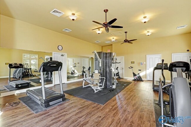 Building Photo - 350 Falling Water Ln SW