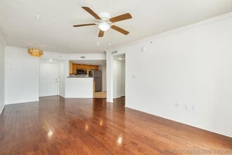 Building Photo - 1801 N Flagler Dr