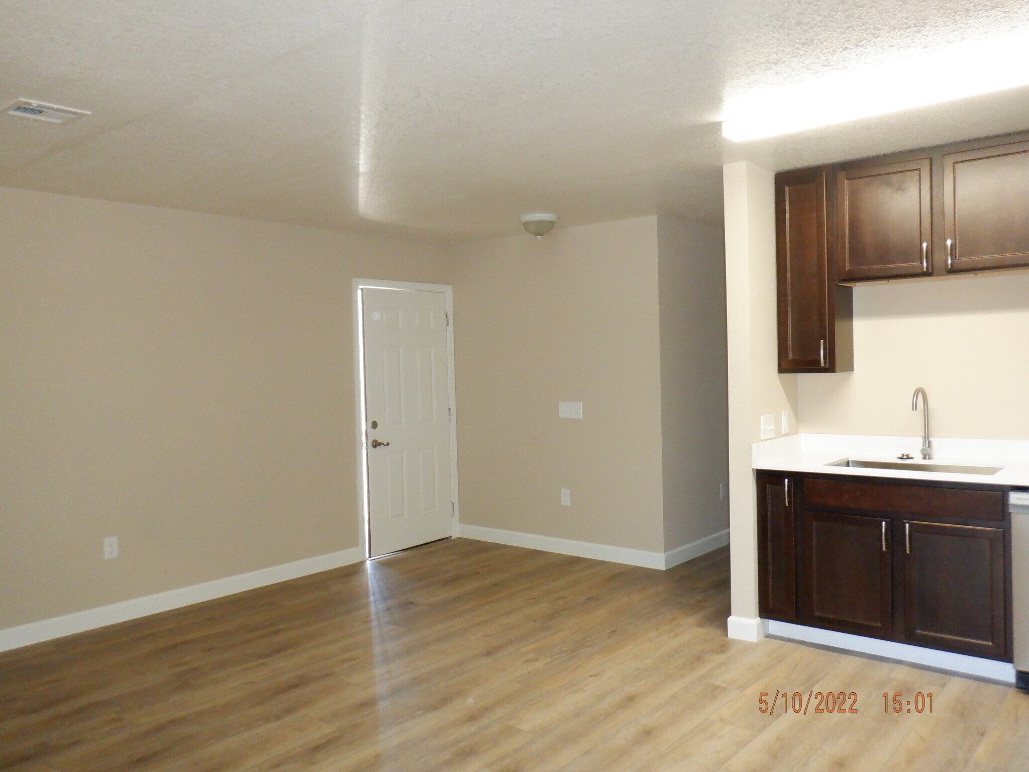 Building Photo - 9885 E La Palma Ave