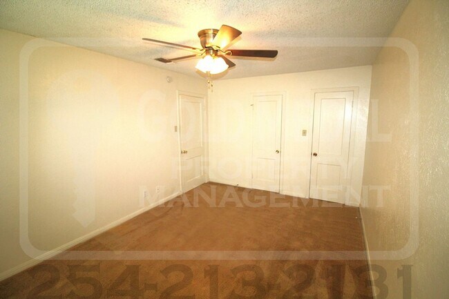 Building Photo - 1706 Cole St