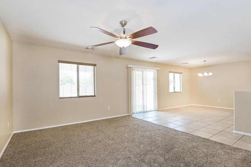 Building Photo - 816 W Calle Ormino