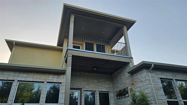 Building Photo - 5821 Buchanan Draw Rd