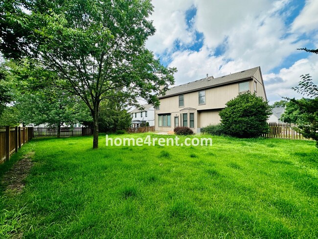 Building Photo - Fantastic South Overland Park Home in Blue...