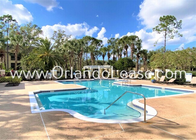 Building Photo - Beautiful 3 bd / 2 ba Condo in Metrowest!!