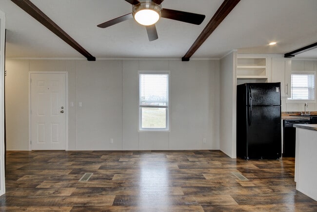 Building Photo - 295 Seays Rd