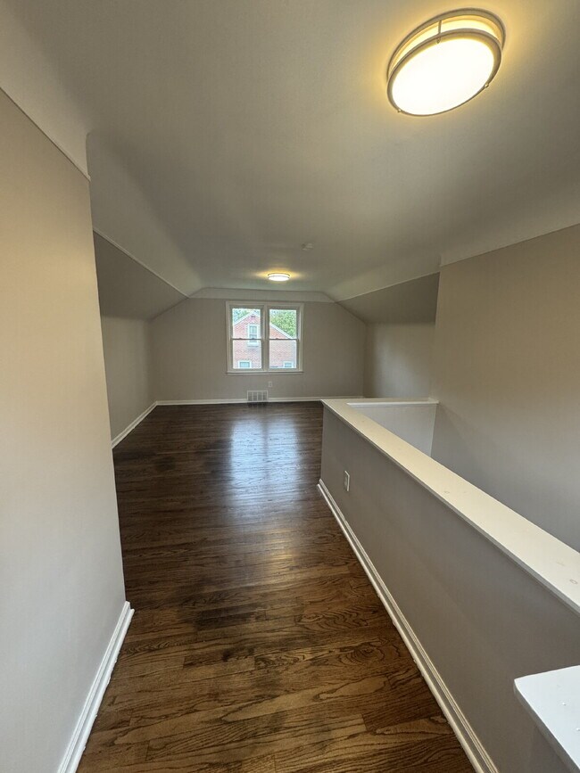 Building Photo - Beautiful 3-Bedroom Home in Detroit