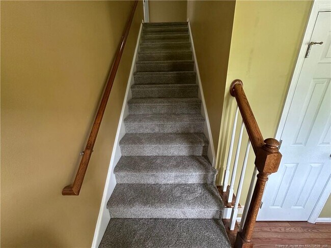 Building Photo - 475 Ribbon Oak Ct