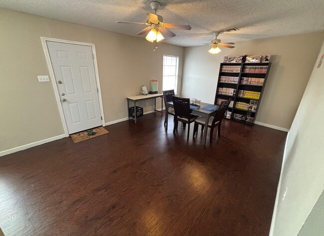 Building Photo - 6503 Dunn Dr