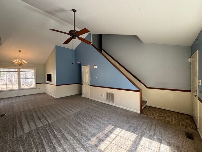 Building Photo - Introducing a charming Colonial style home...