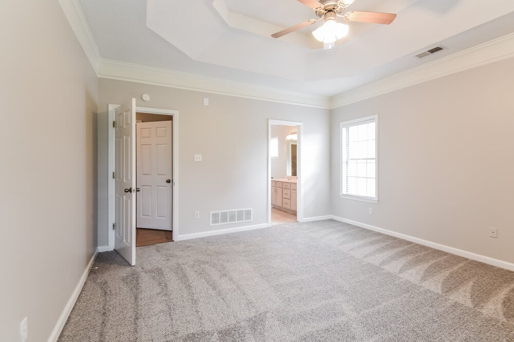 Building Photo - 1573 Golden Oaks Loop N