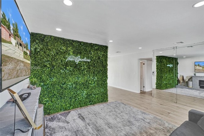 Building Photo - 19625 NW 6th Pl