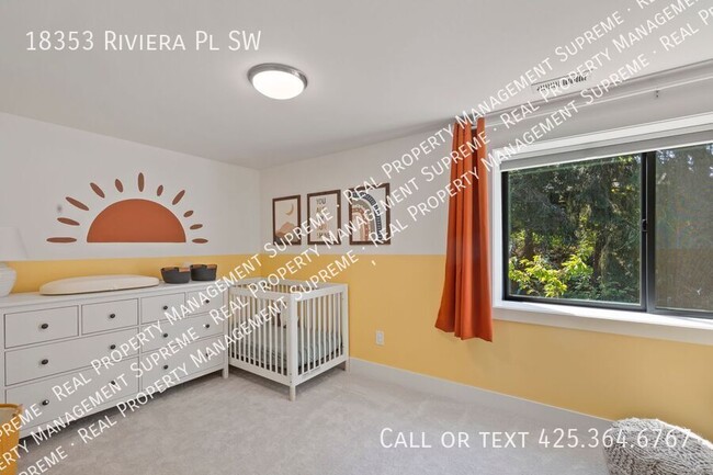 Building Photo - 18353 Riviera Pl SW